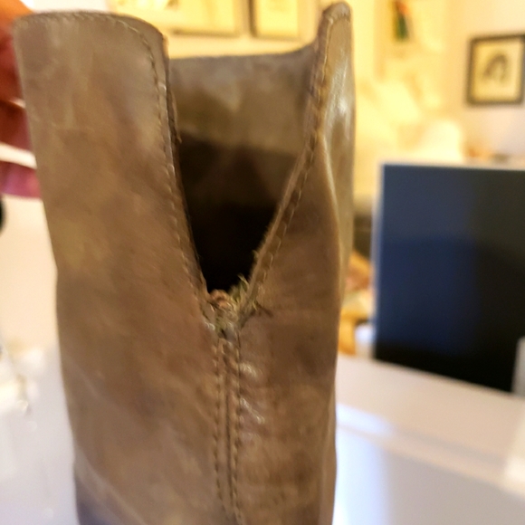 Jones BootMaker Distressed Carmel Over Knee Half Zipper Platform Boots Women EUC - Picture 6 of 16